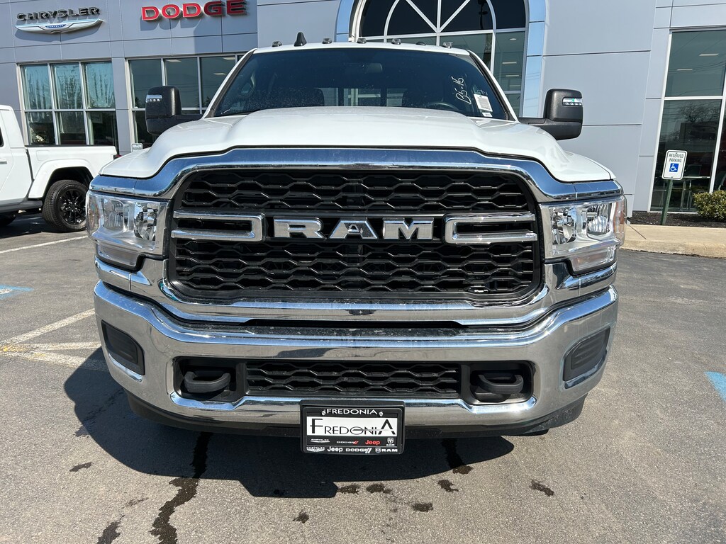 2024 Ram 2500 TRADESMAN CREW CAB 4X4 8' BOX For Sale Fredonia