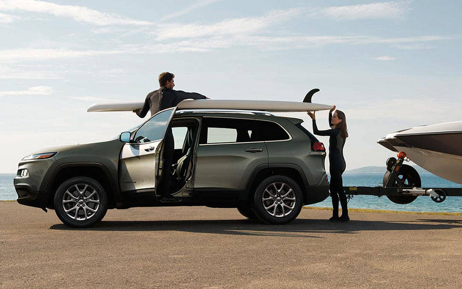2016-jeep-cherokee-sideview