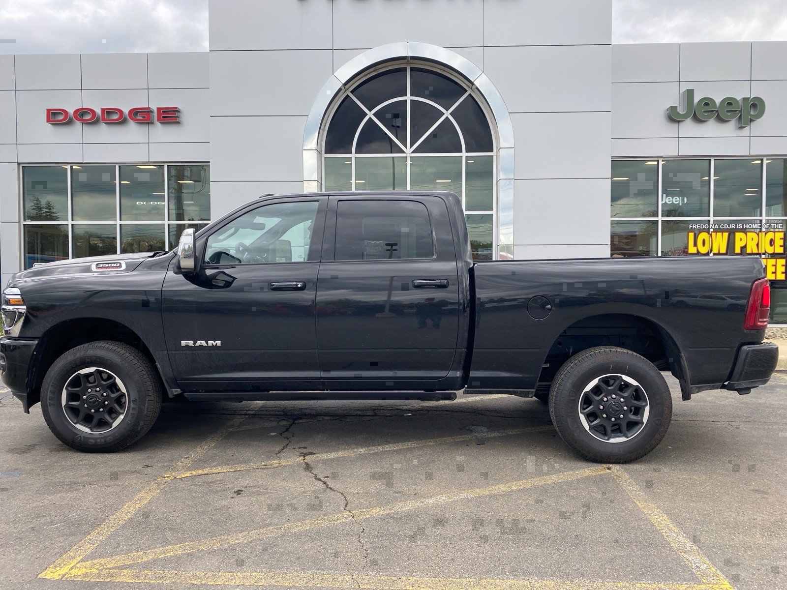 2026 RAM 3500 Laramie 4X4 Crew Cab SWB's photo