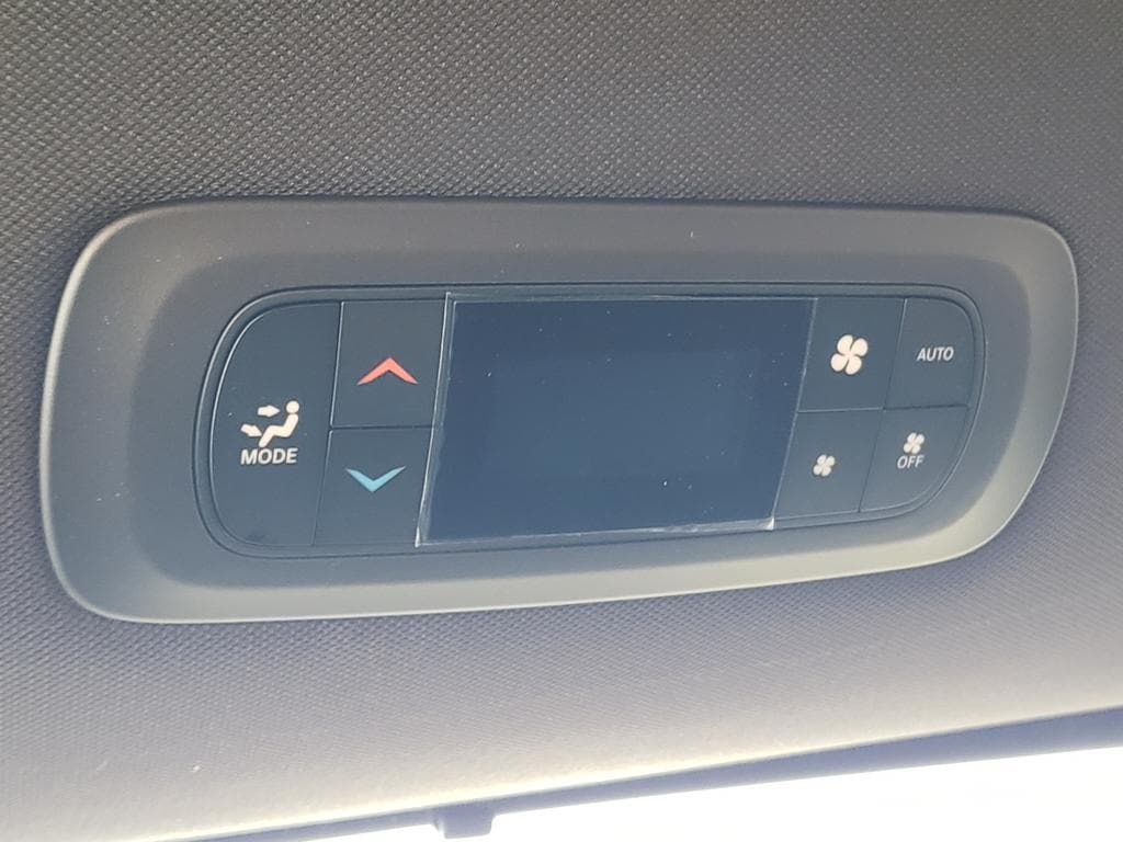 2026 Chrysler Voyager LX - Photo 26