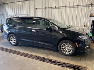 2025 Chrysler Pacifica Select Select FWD For Sale in Fredonia NY