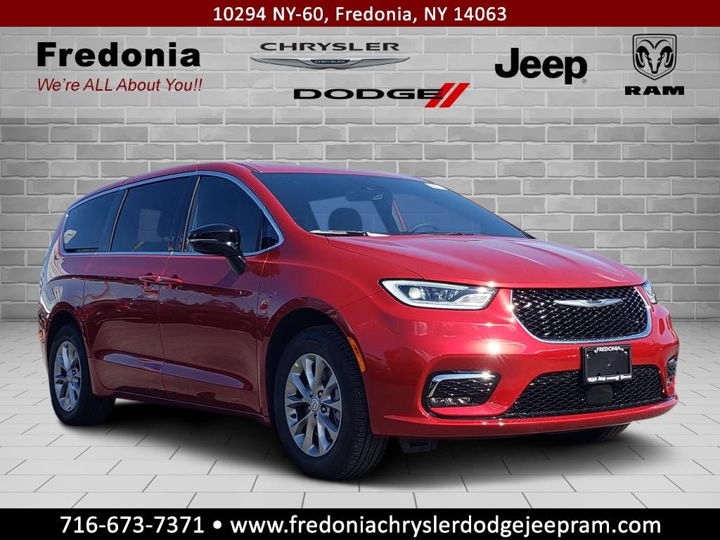 2026 Chrysler Pacifica Passenger Van 