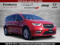 2026 Chrysler Pacifica Select Passenger Van