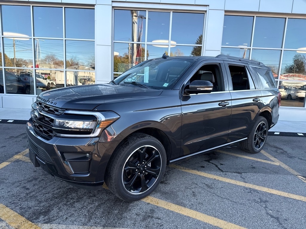 Used 2024 Ford Expedition Limited SUV
