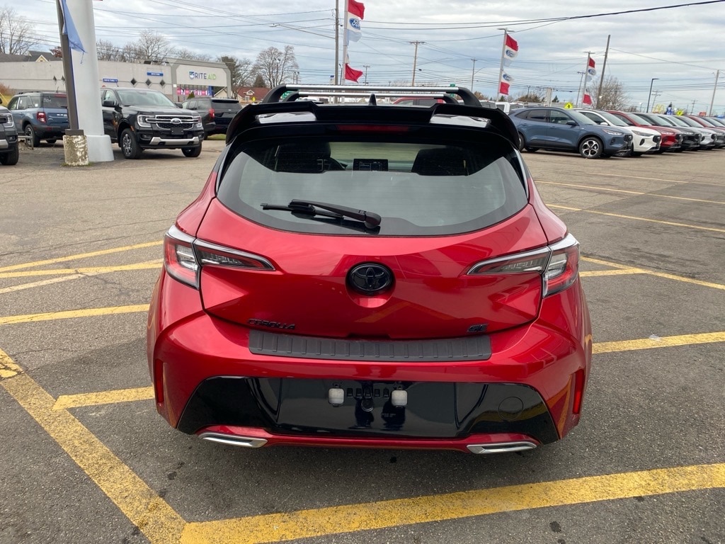 Used 2022 Toyota Corolla Hatchback SE Hatchback