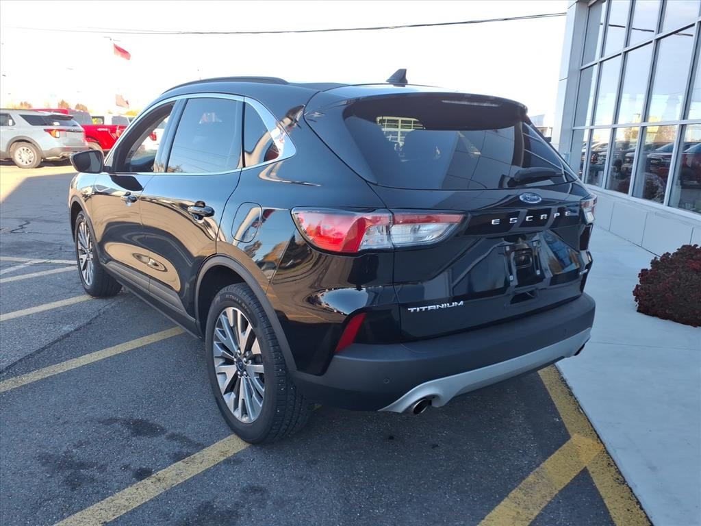Used 2022 Ford Escape Titanium SUV