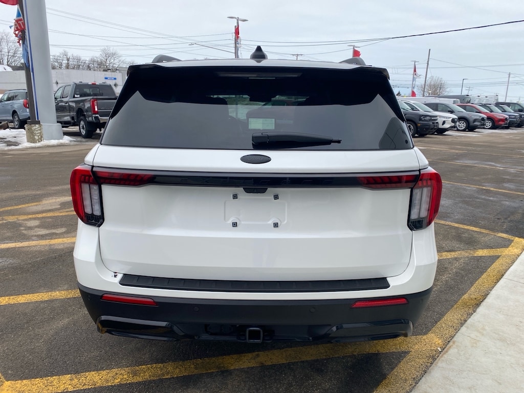 Used 2025 Ford Explorer ST-Line SUV