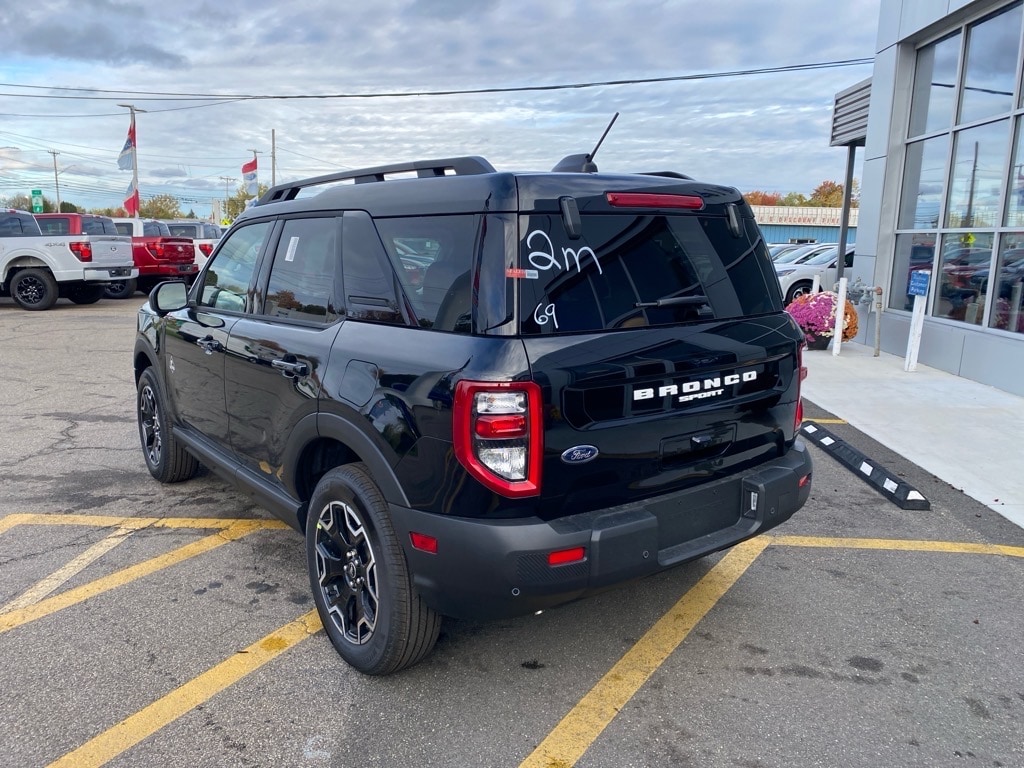 New 2025 Ford Bronco Sport Outer Banks SUV