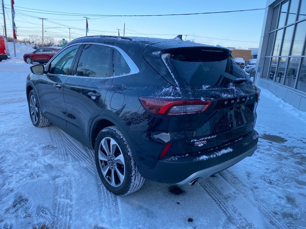 Used 2025 Ford Escape Platinum SUV