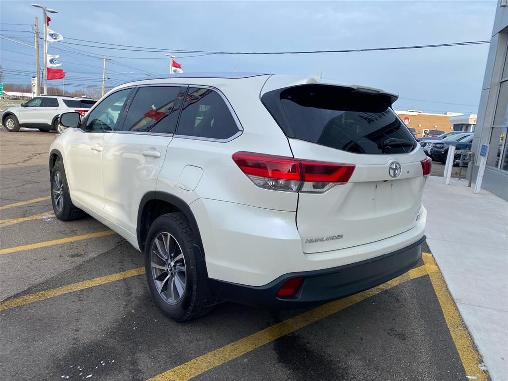 Used 2017 Toyota Highlander XLE SUV