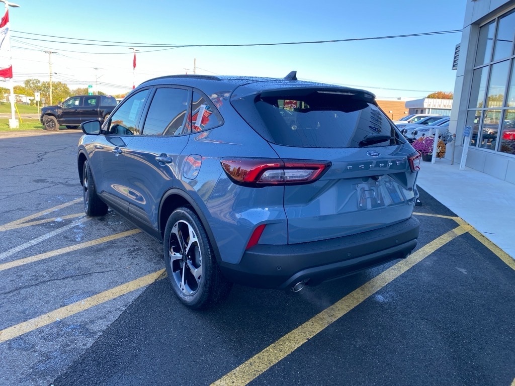 New 2025 Ford Escape ST-Line Select SUV