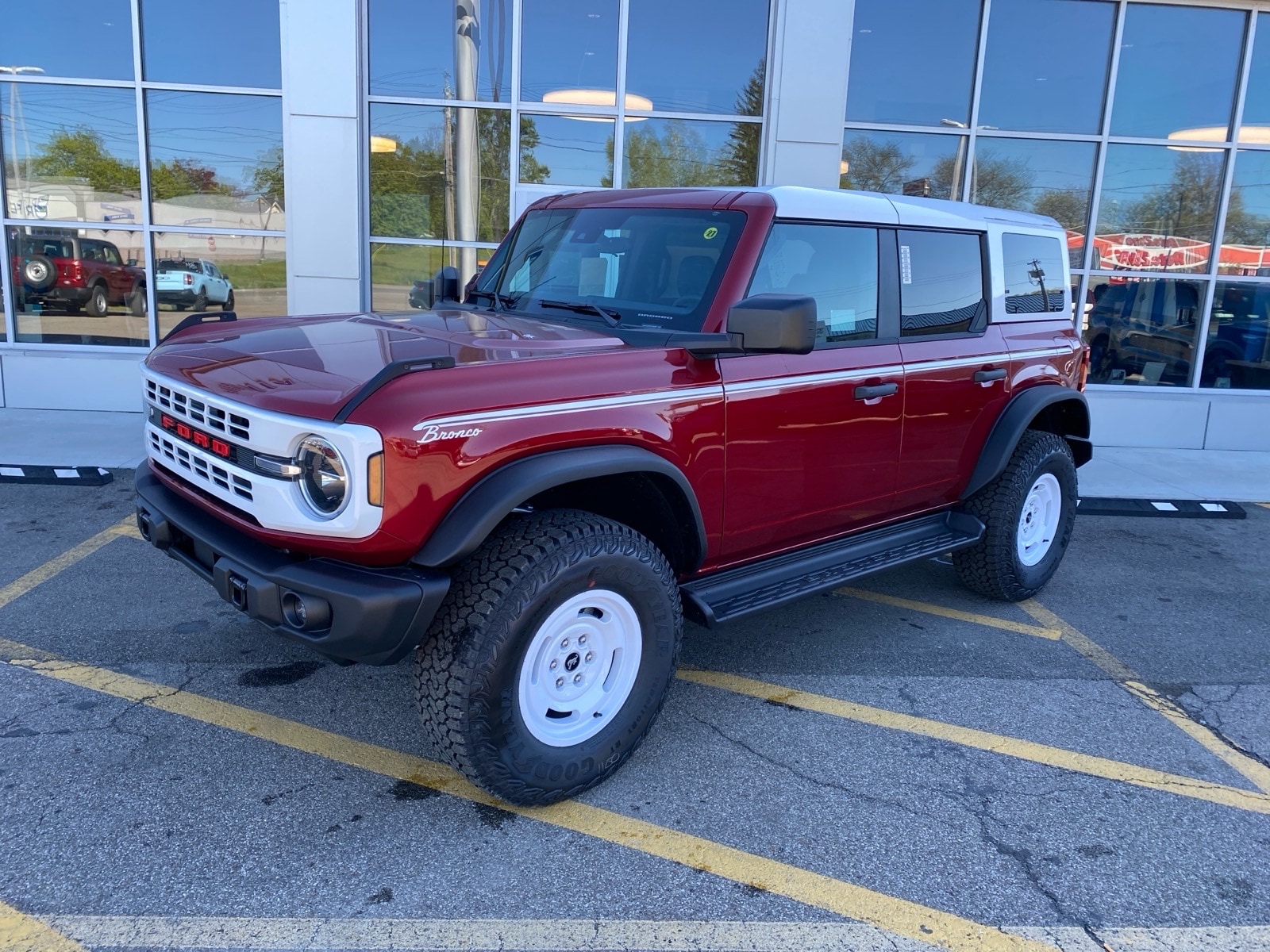 2026 Ford Bronco Heritage Edition 4x4's photo