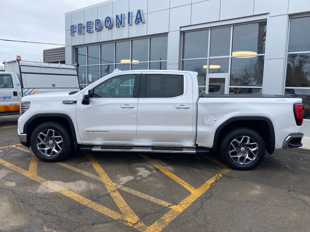 Used 2022 GMC Sierra 1500 SLT Truck Crew Cab