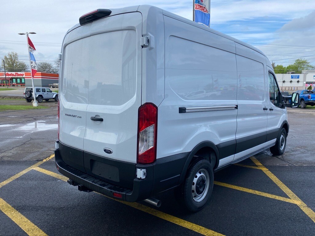 2024 Ford Transit Cargo Van photo 3