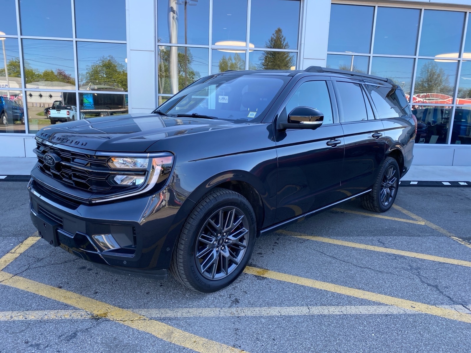 2025 Ford Expedition Platinum MAX 4x4's photo