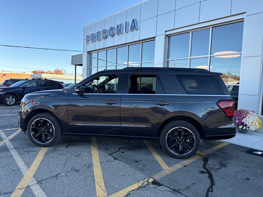 Used 2024 Ford Expedition Limited SUV