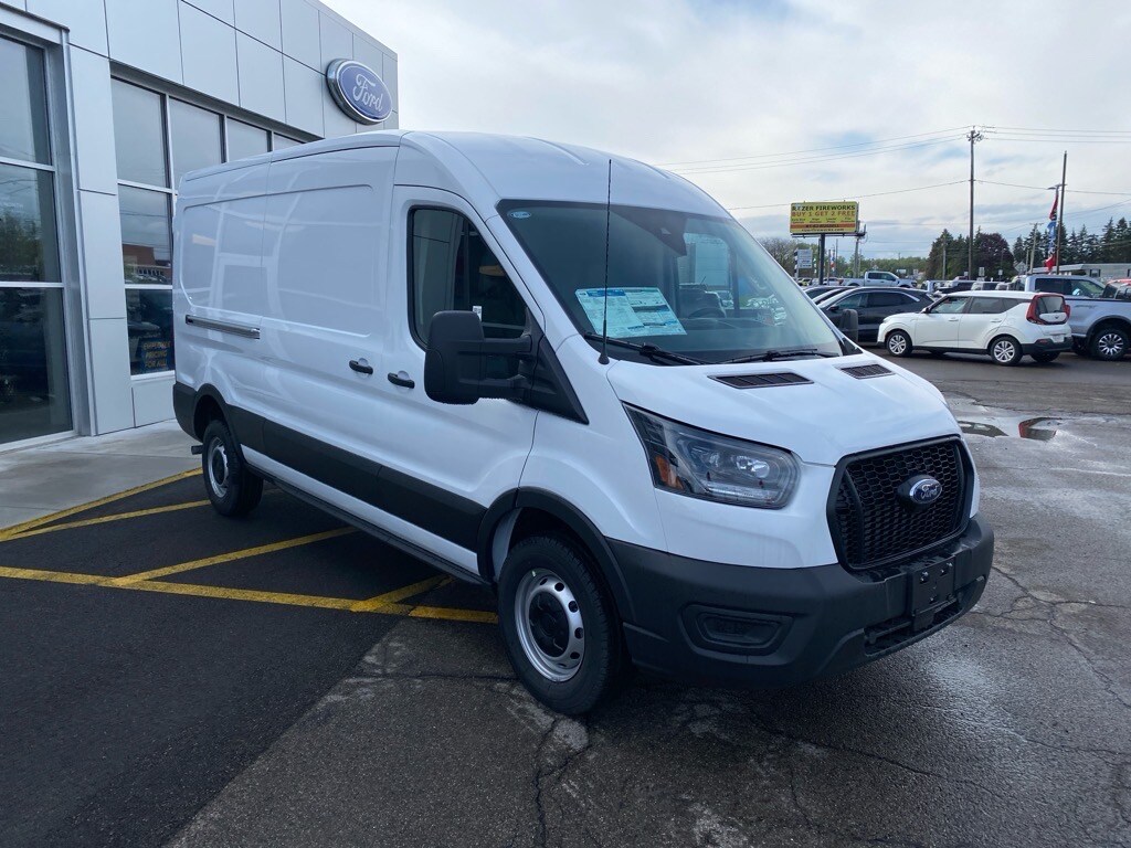2024 Ford Transit Cargo Van photo 4