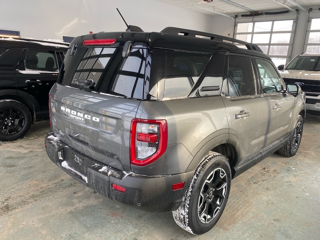 Used 2025 Ford Bronco Sport Outer Banks SUV