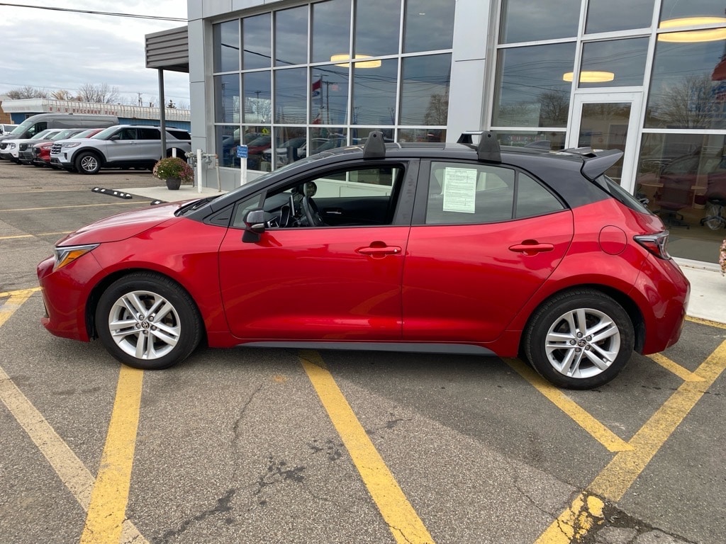 Used 2022 Toyota Corolla Hatchback SE Hatchback