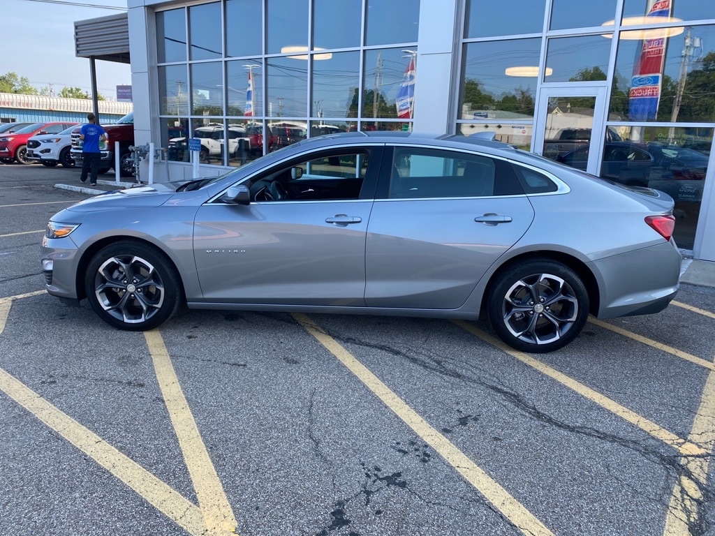 Used 2023 Chevrolet Malibu 1LT with VIN 1G1ZD5ST5PF239964 for sale in Fredonia, NY