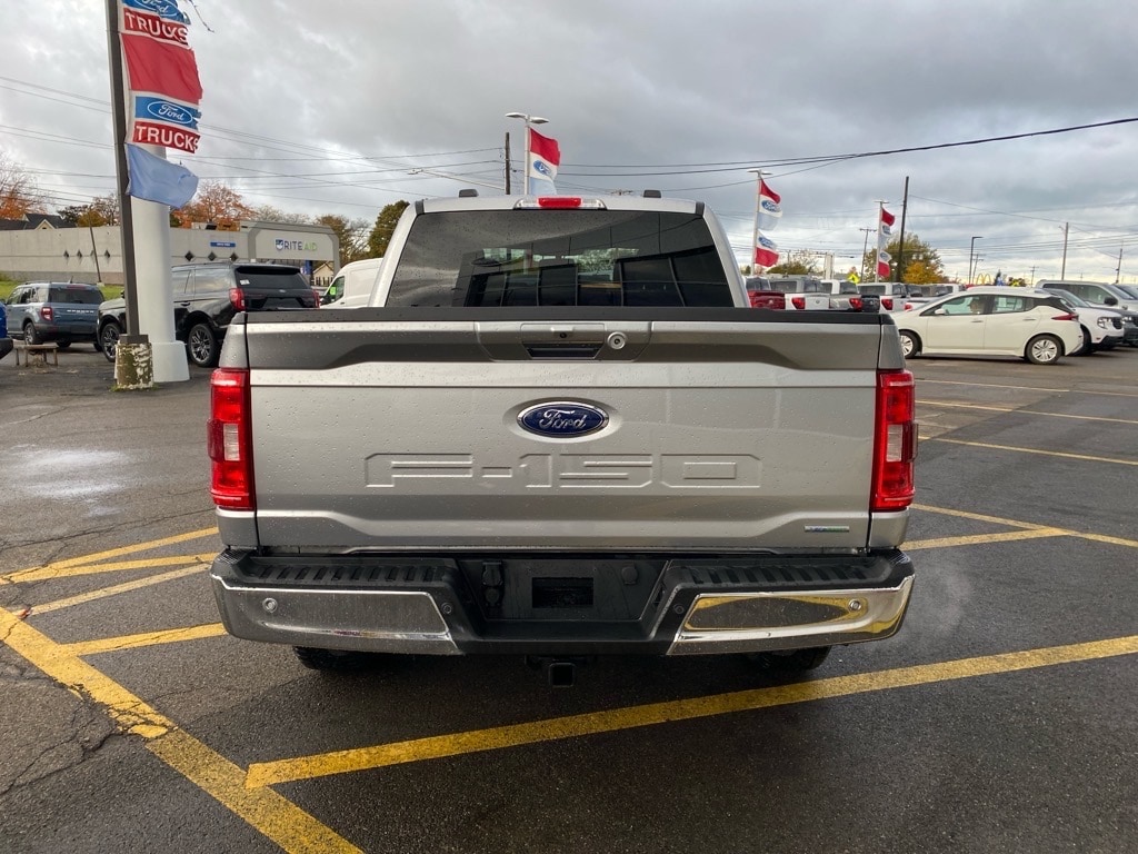 Used 2021 Ford F-150 XLT Truck SuperCrew Cab