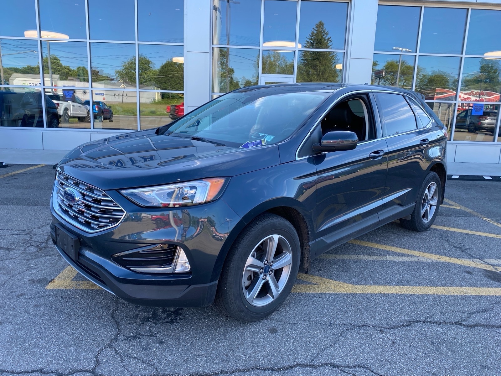 2022 Ford Edge SEL AWD's photo
