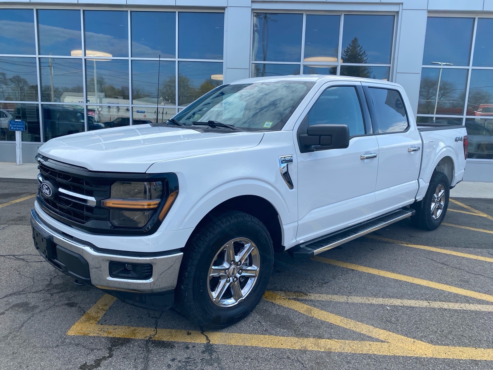 2025 Ford F-150 Truck SuperCrew Cab 