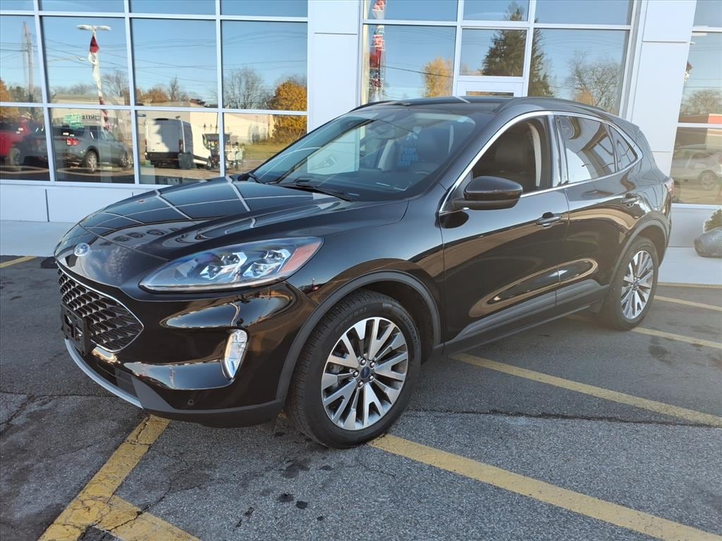 Used 2022 Ford Escape Titanium SUV