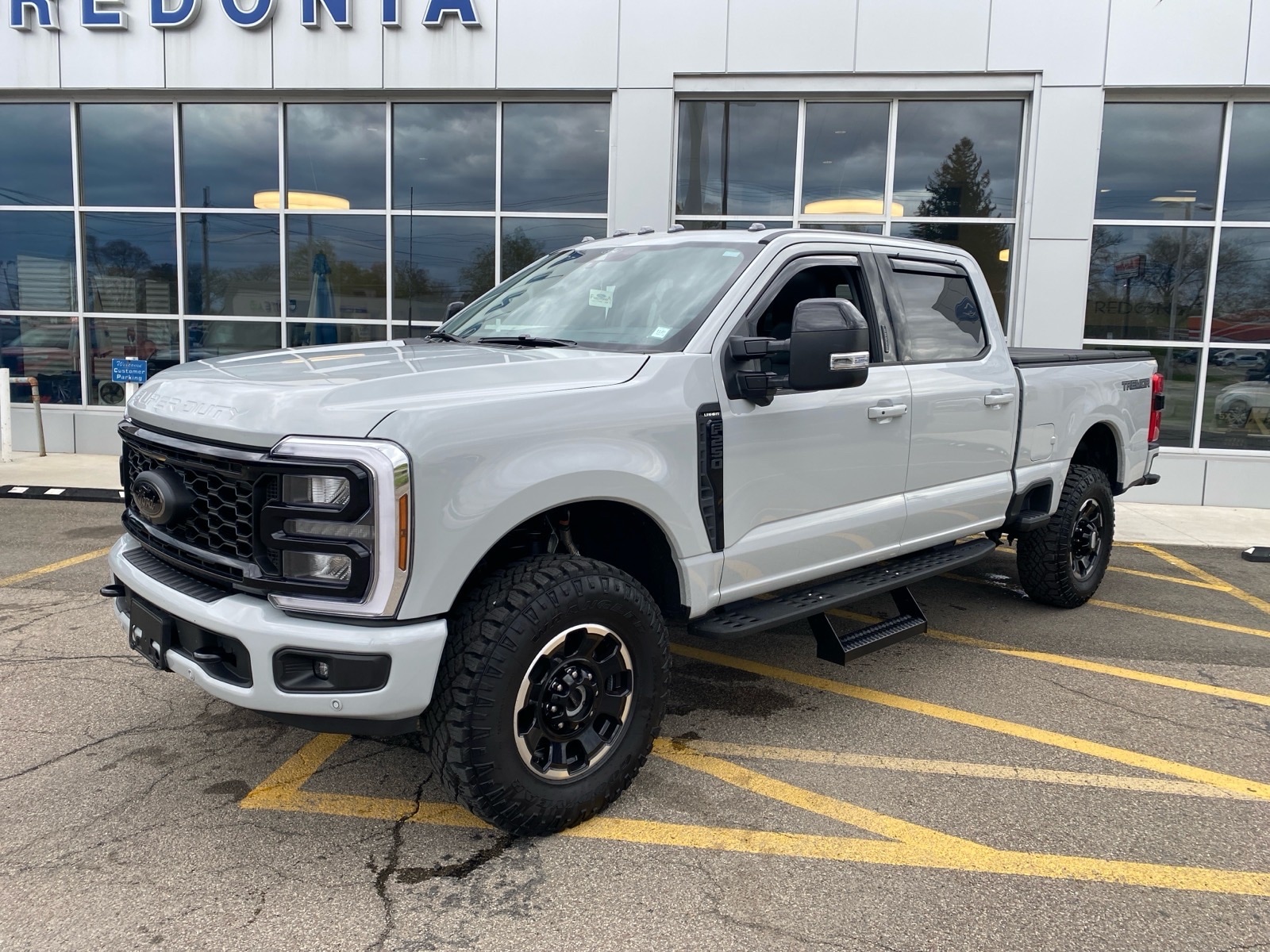 2026 Ford F-250 Lariat 4x4 Crew Cab 6-3/4' Box's photo