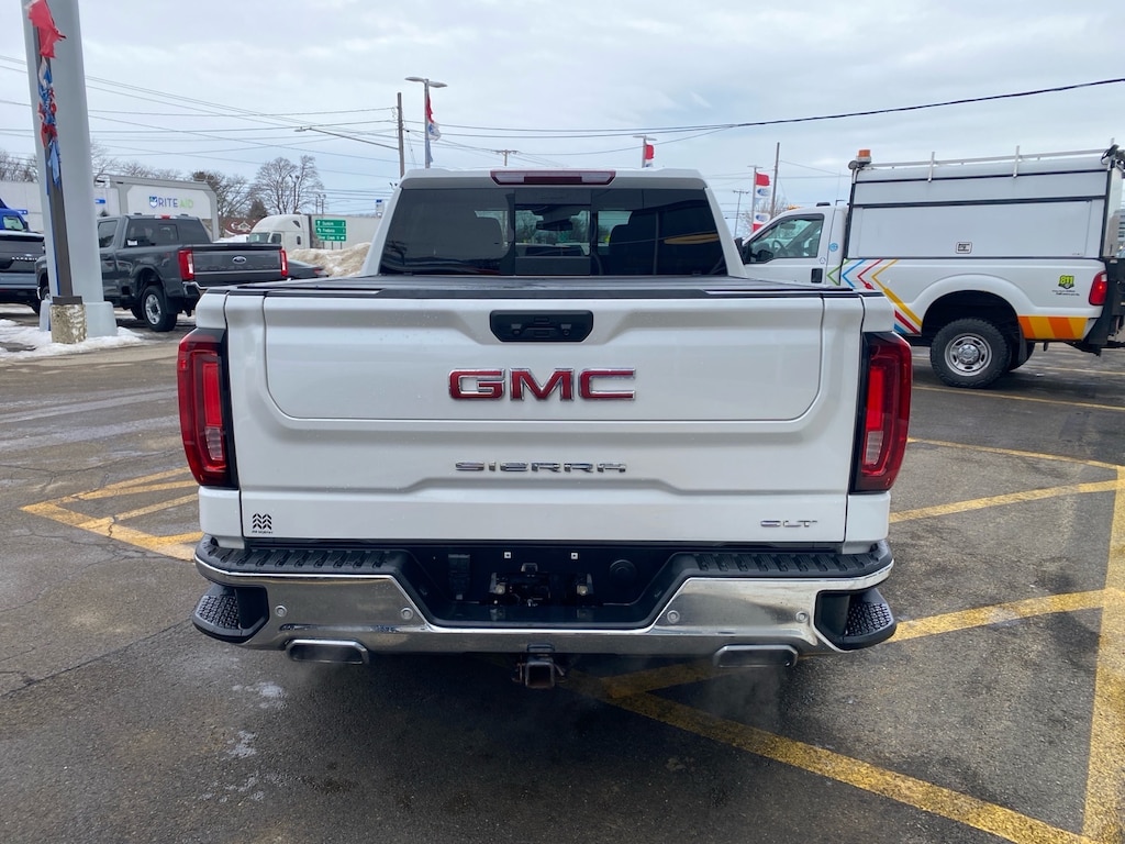 Used 2022 GMC Sierra 1500 SLT Truck Crew Cab