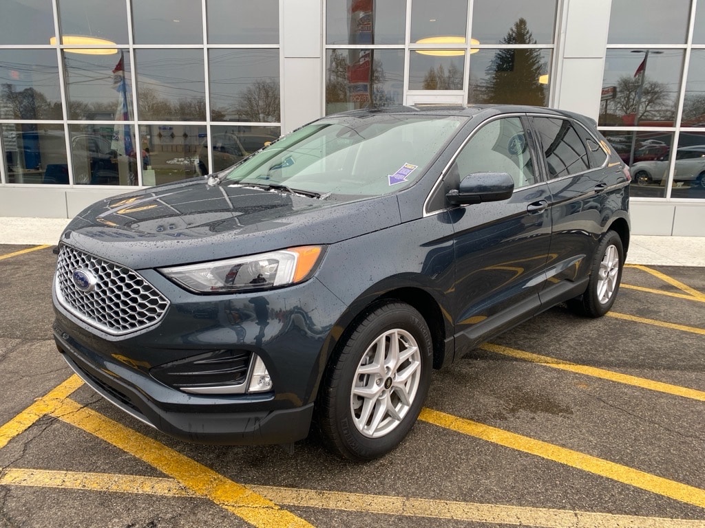 2024 Ford Edge SEL's photo