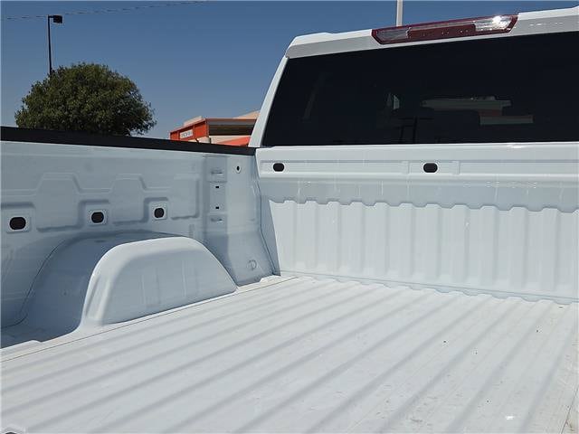 2026 GMC Sierra 1500 SLT - Photo 8
