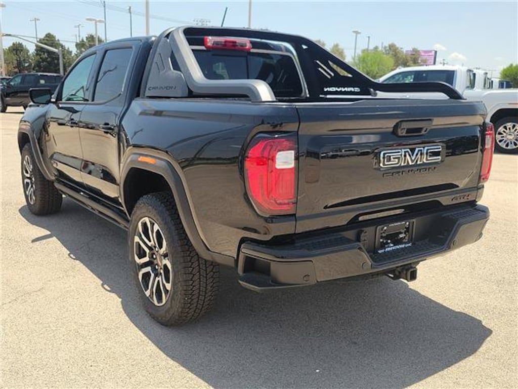 New 2026 GMC Canyon AT4 Truck