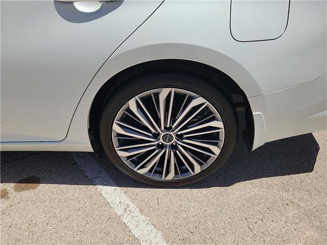 2024 Nissan Altima SL - Photo 8
