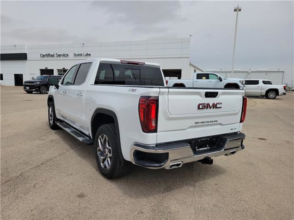 New 2026 GMC Sierra 1500 SLT Truck