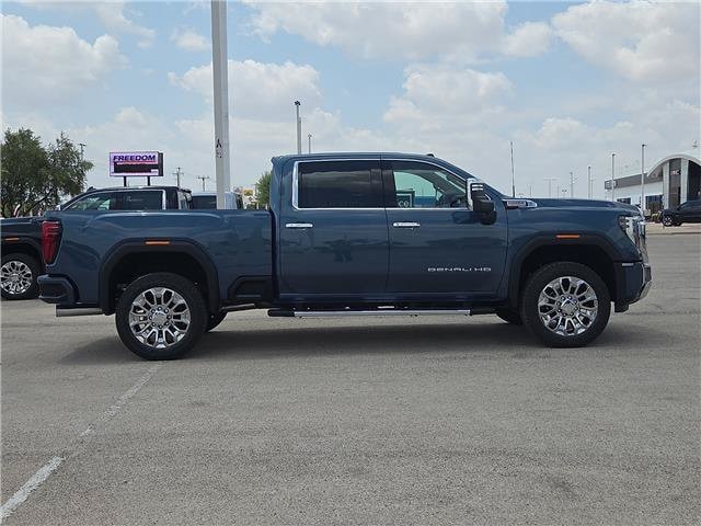 2026 GMC Sierra 2500HD Denali - Photo 5