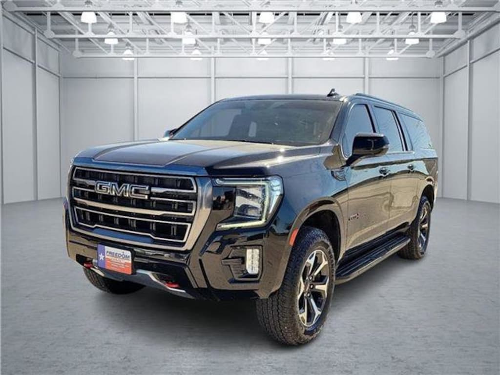 Used 2023 GMC Yukon XL AT4 SUV