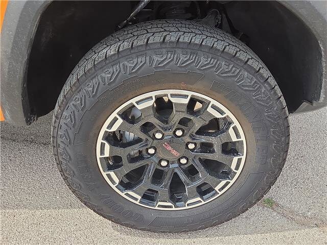 2026 GMC Canyon AT4 - Photo 7
