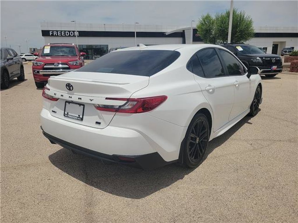 Used 2025 Toyota Camry LE