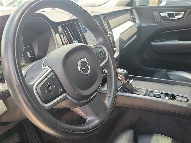 2019 Volvo XC60 Momentum - Photo 18