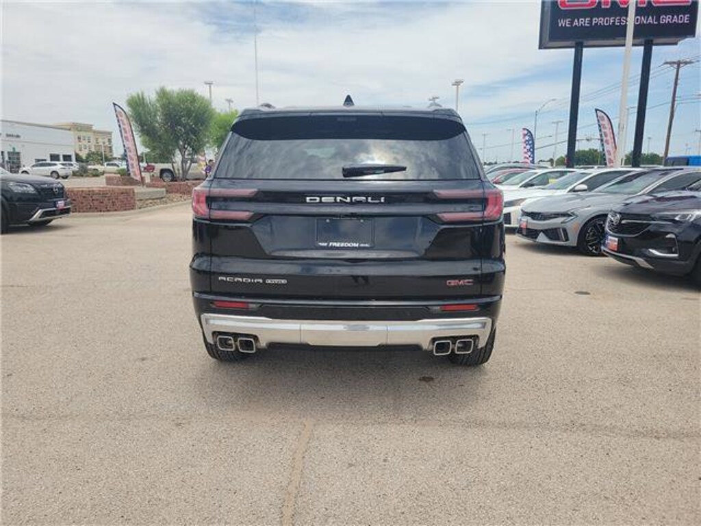 New 2026 GMC Acadia Denali SUV