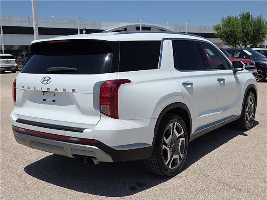 Used 2024 Hyundai Palisade SEL 7P