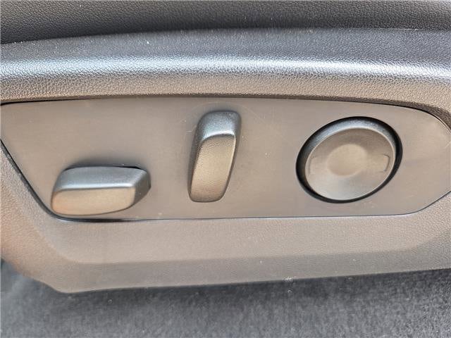2026 GMC Canyon AT4 - Photo 13