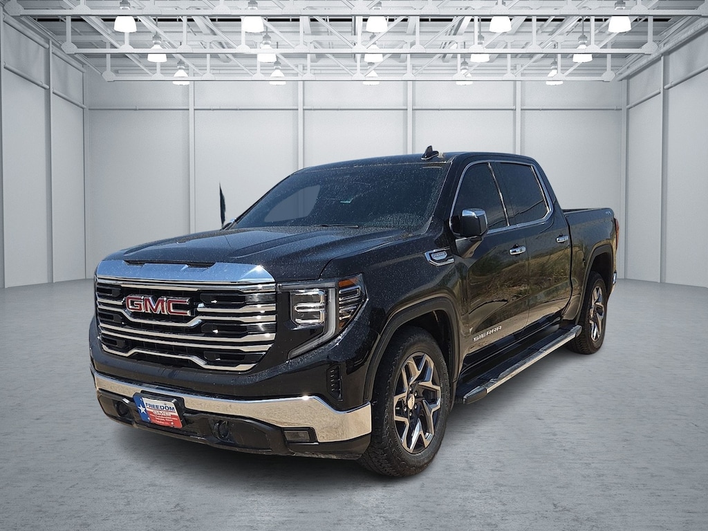 Used 2025 GMC Sierra 1500 SLT Truck