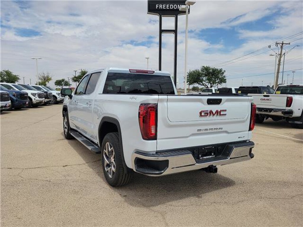 New 2026 GMC Sierra 1500 SLT Truck