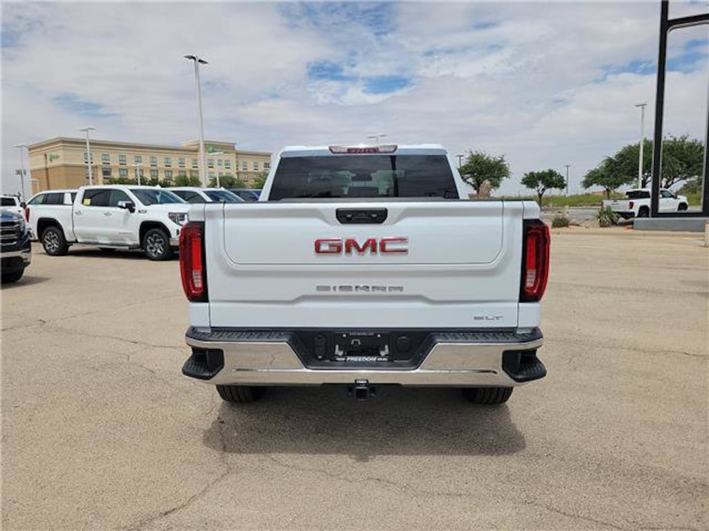 New 2026 GMC Sierra 1500 SLT Truck