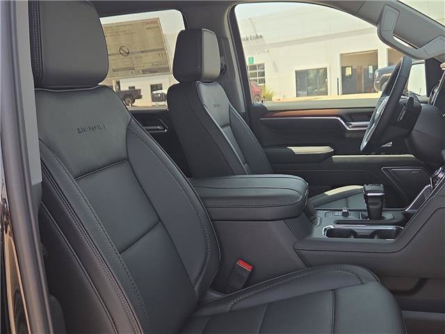 2026 GMC Sierra 1500 Denali - Photo 13