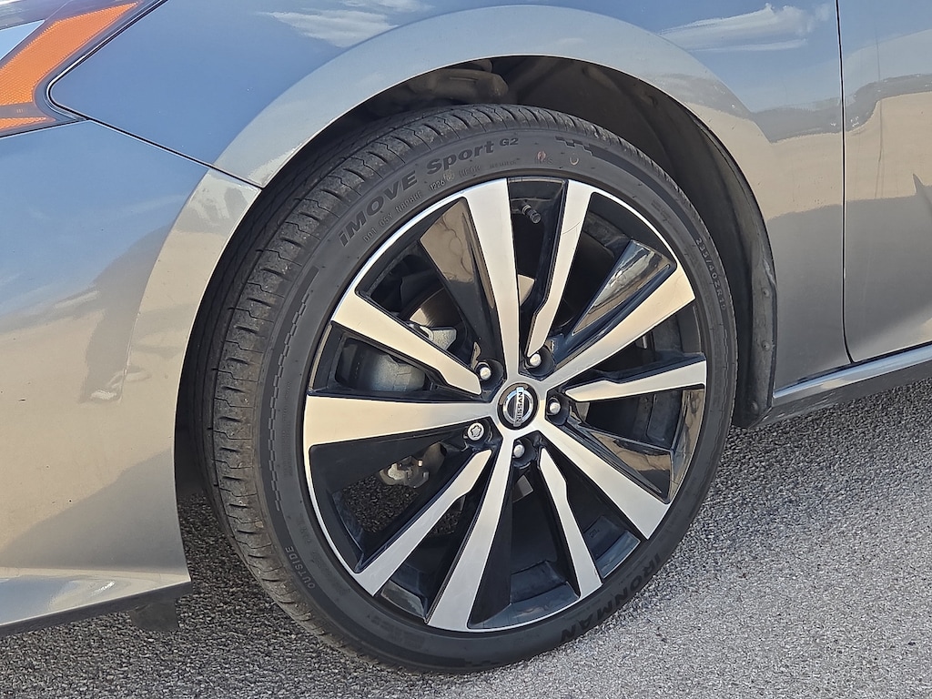 Used 2022 Nissan Altima 2.5 SR