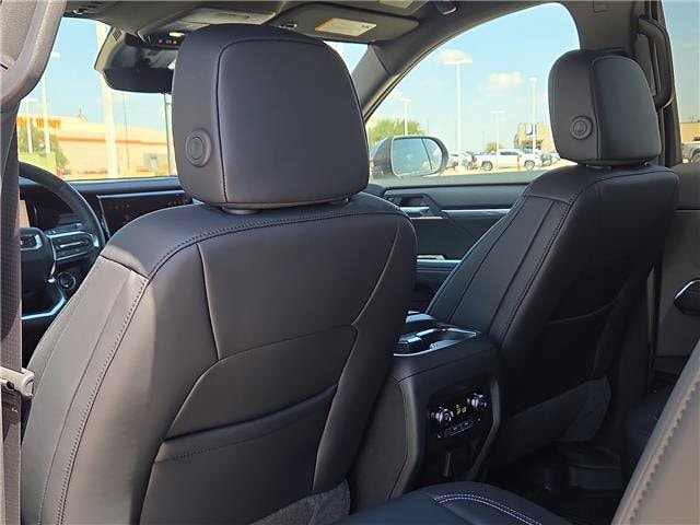 2026 GMC Acadia Elevation - Photo 12