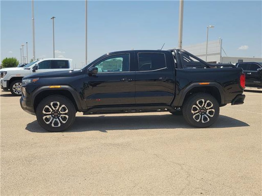 New 2026 GMC Canyon AT4 Truck
